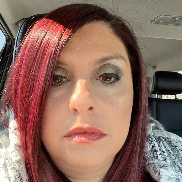 Meet your Posher, Sofia - Picture 1 of 1